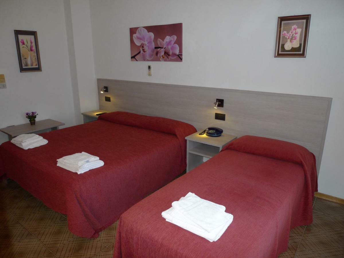 Hotel Alexander Santa Domenica  Extérieur photo